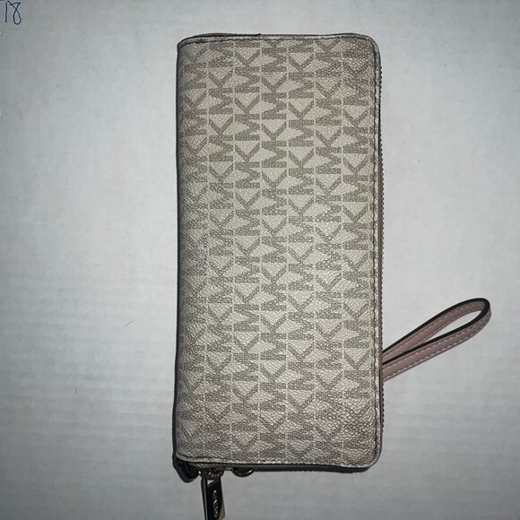 Michael Kors Jet Set Travel Wristlet Wallet Clutch Beige MK Logo Zip Around - Picture 6 of 6